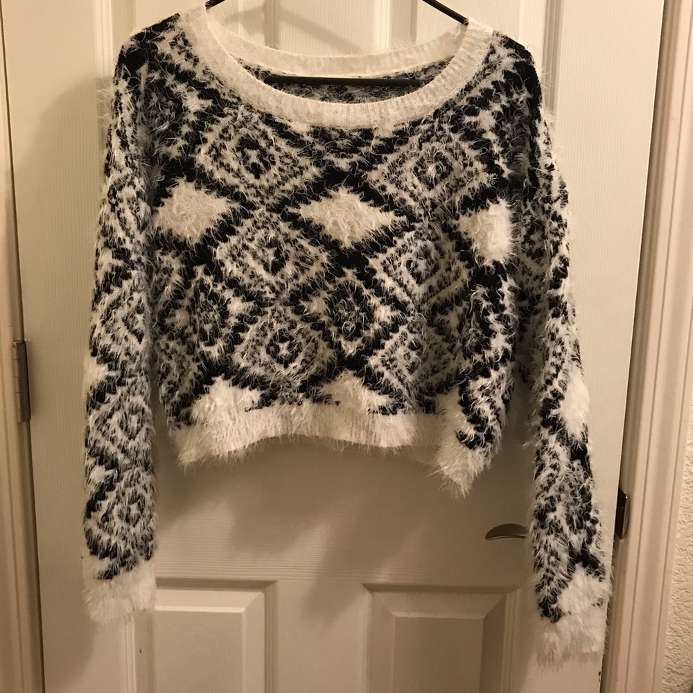 Crop Fuzzy Sweater